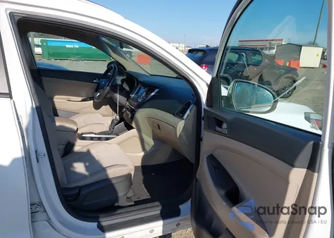 2016 Hyundai Tucson Sport из США, поврежденный, VIN KM8J33A27GU190410